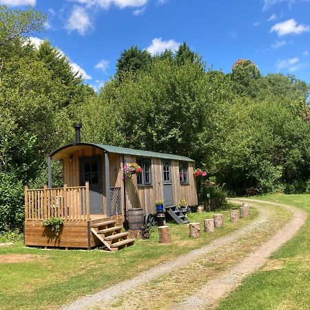 Brook The Shepherd Hut Saltash Bagian luar foto
