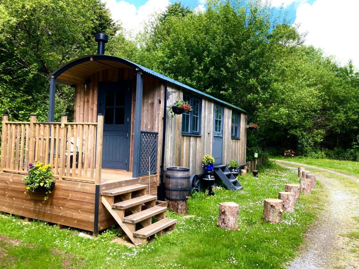 Brook The Shepherd Hut Saltash Bagian luar foto